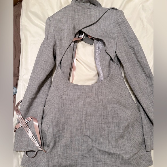 House of CB Roseau Grey Open Back Tailored Jacket - Picture 4 of 6